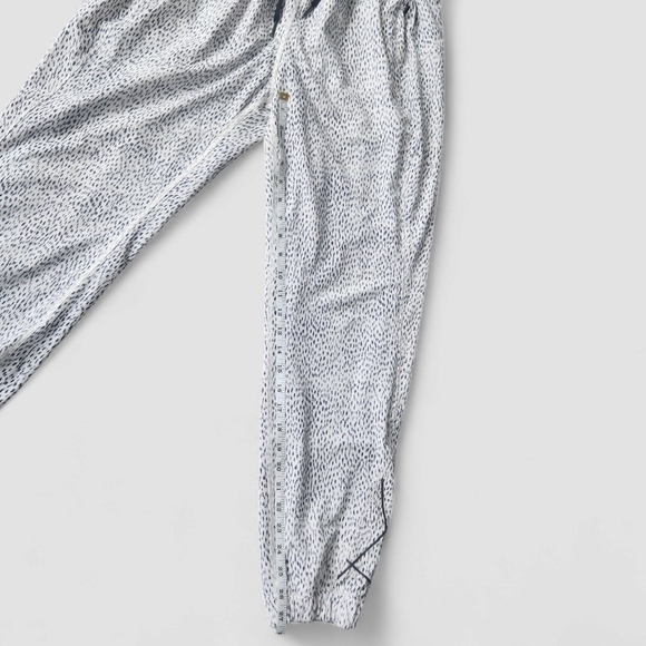 Lululemon Trainer Track Pants Joggers Dottie Dash Sz 10 - Picture 13 of 14